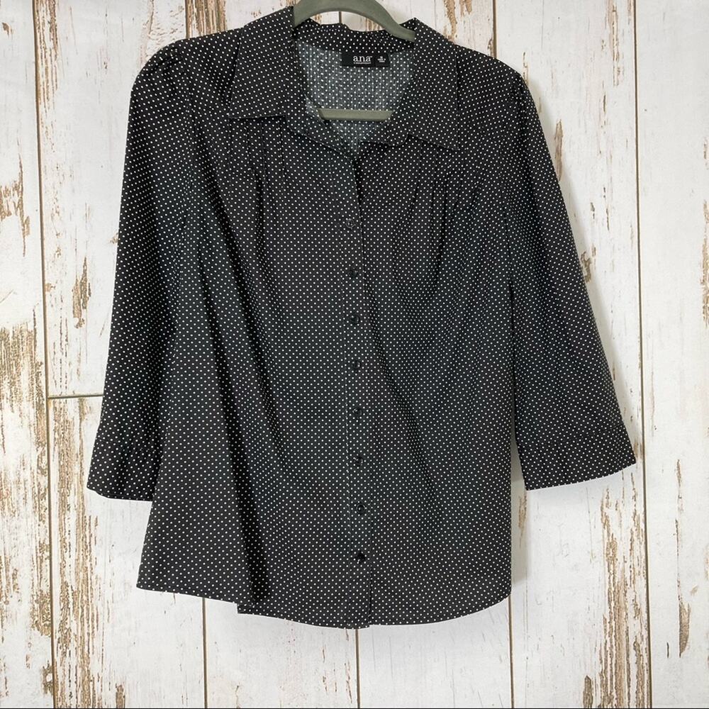 A.N.A, Polka Dot Button down Shirt. Size 12. Pleating. In excellent condition!